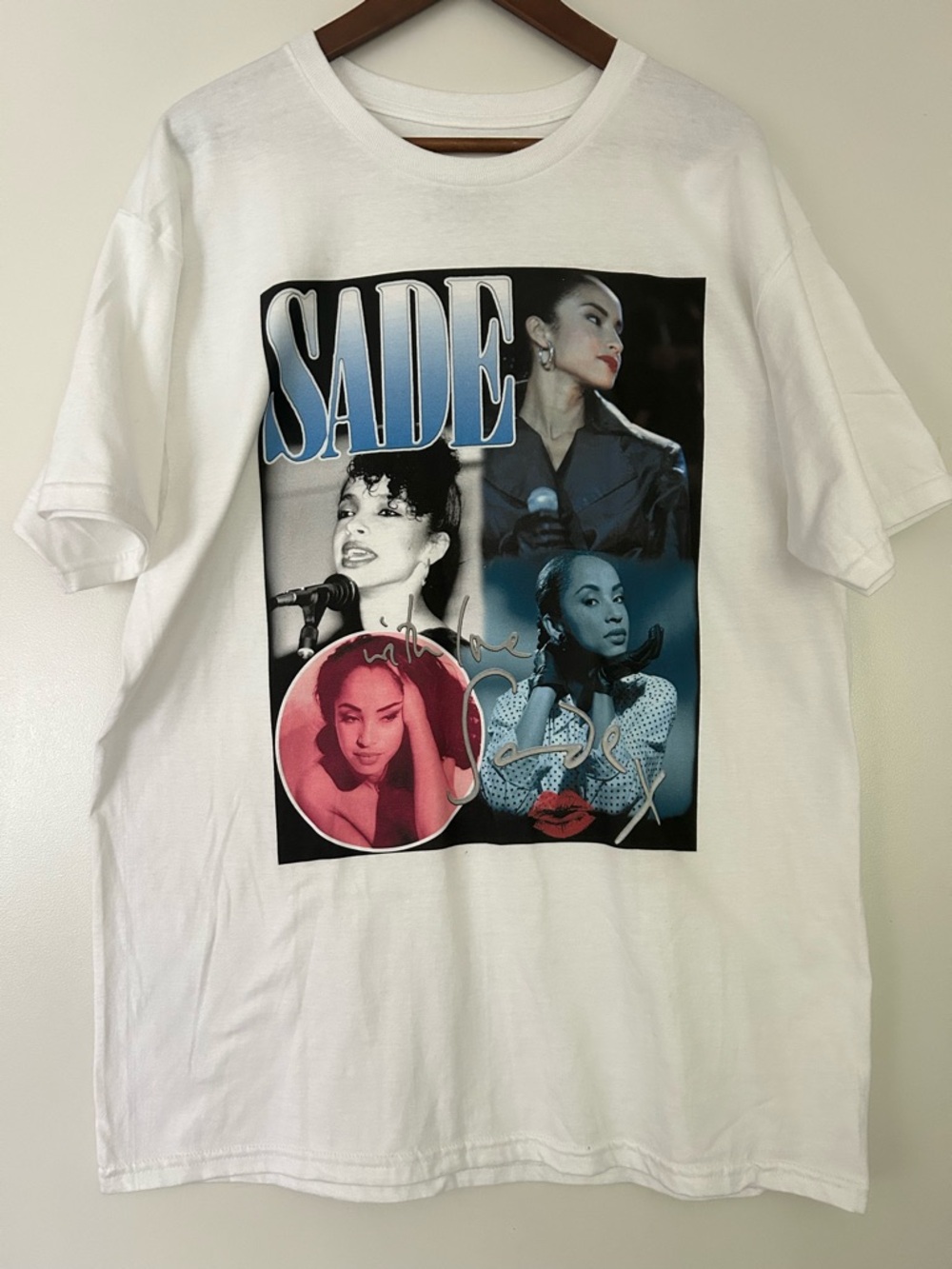 Sade Graphic Band Tee - White sizeL